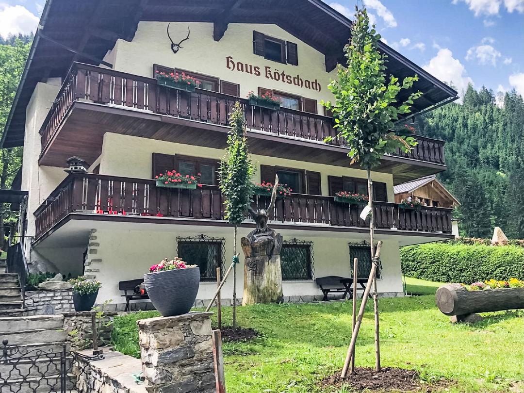 Lägenhet (7 pers.) – Haus Kötschach