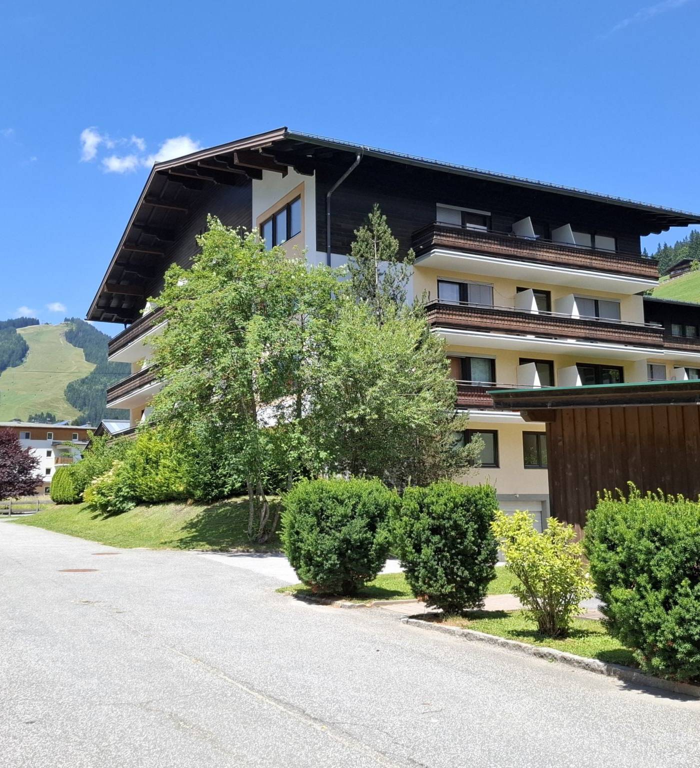 Kirchenblick, Saalbach