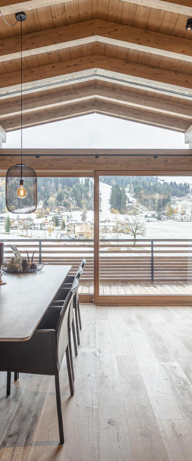 Penthouse mit 3 Schlafzimmern & Kamin