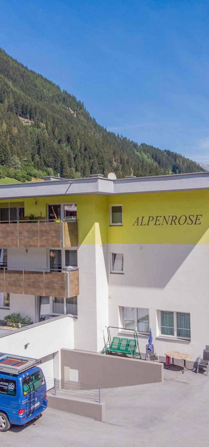 Lejlighed (6 pers.) – Alpenrose