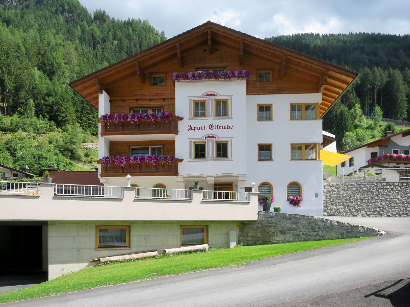 Elfriede, St. Anton