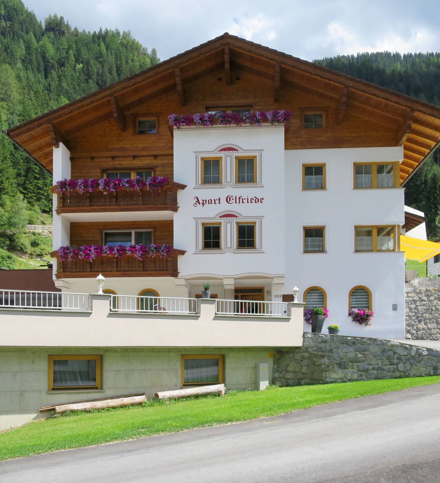 Elfriede, St. Anton