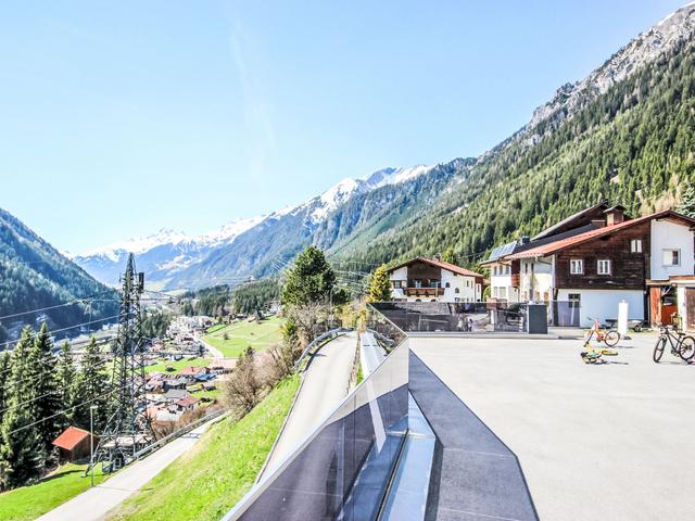 Hus, Flirsch – billede 32