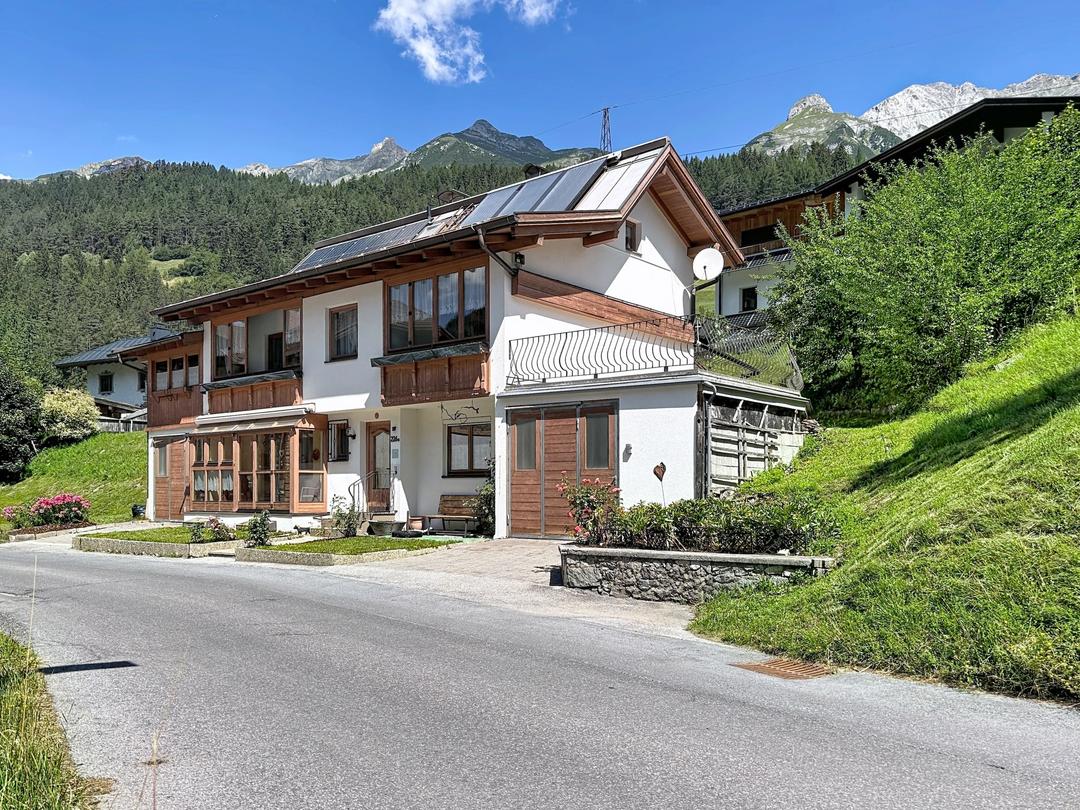 Hus (8 pers.) – Resimini