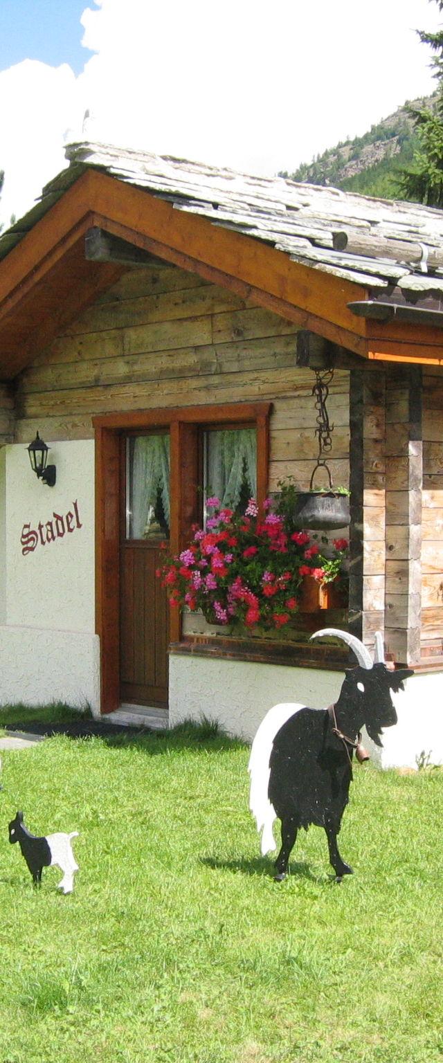 Hus, Saas-Grund