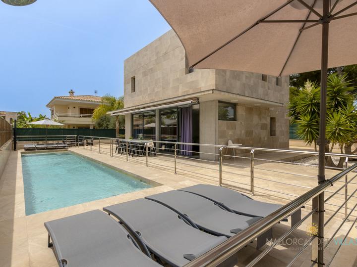 Hus (8 pers.) – Villa Iola: Moderna Casa en Platja de Muro (1/37)
