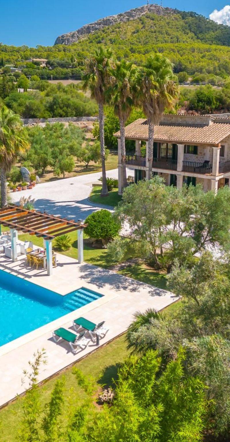 Schönes Landhaus mit Pool für 10 Personen in Str