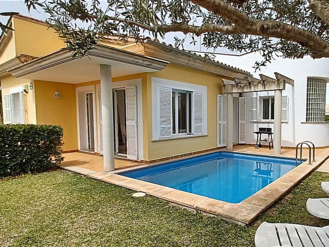 Hus (6 pers.) – Villa "Estel" mit eigenem Schwimmbad