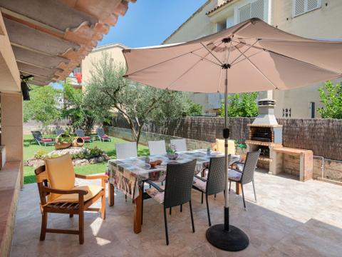 Stilvolle Villa mit Terrasse und Nähe zum Strand – Alcúdia