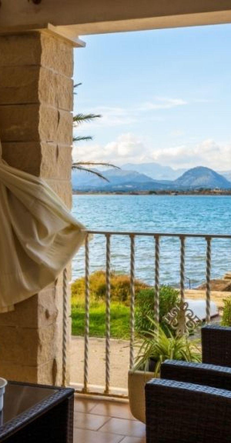 "Voramar Baix" mit Terrasse