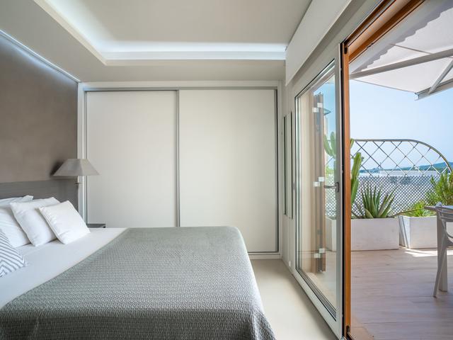 Attic Sea Views – billede 13