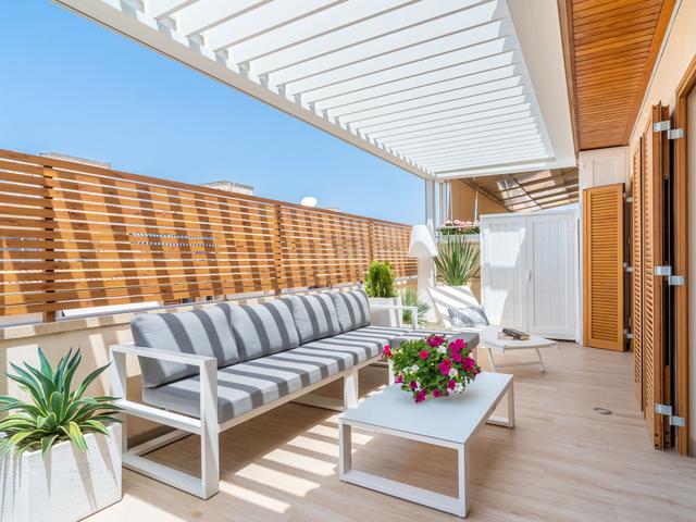 Attic Sea Views – billede 17