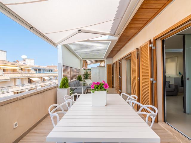 Attic Sea Views – billede 18