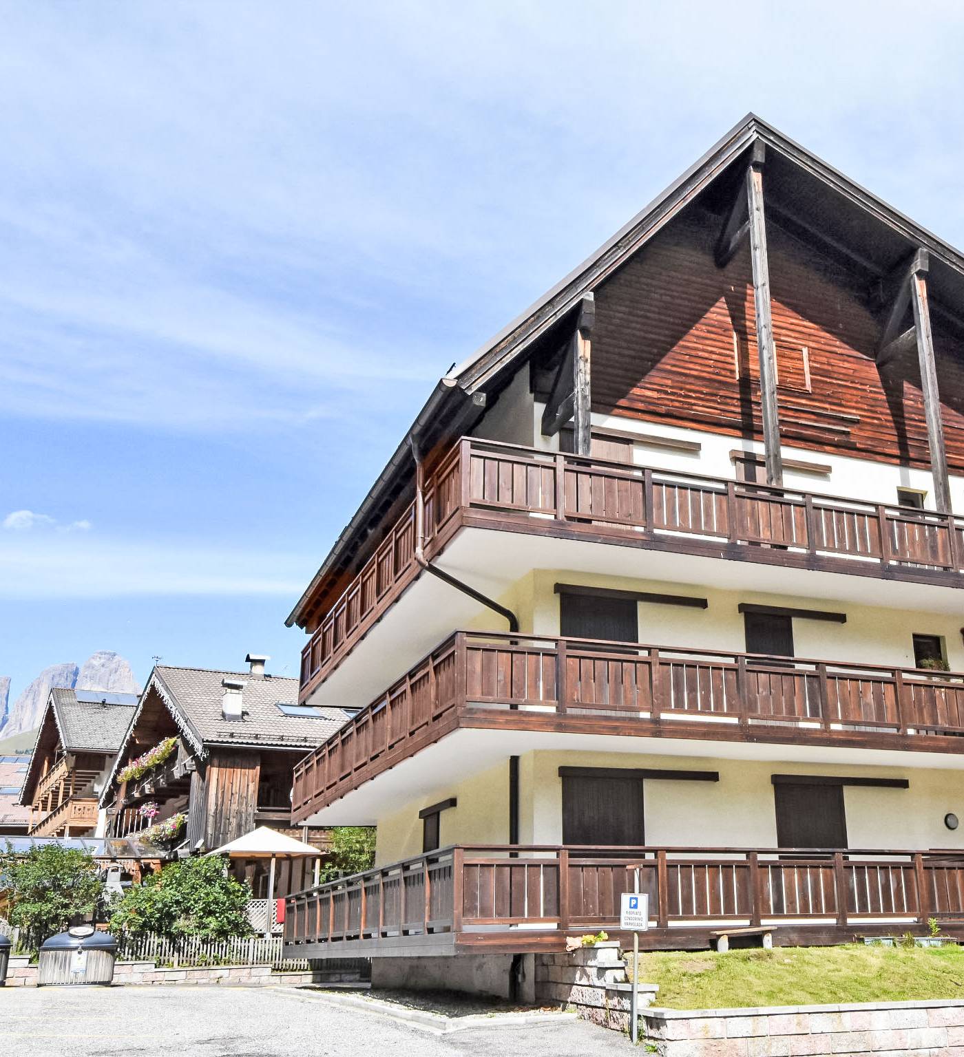 Marmolada, Canazei