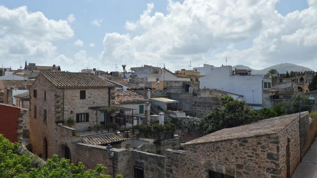 Den gamle by i Alcúdia på Mallorca.