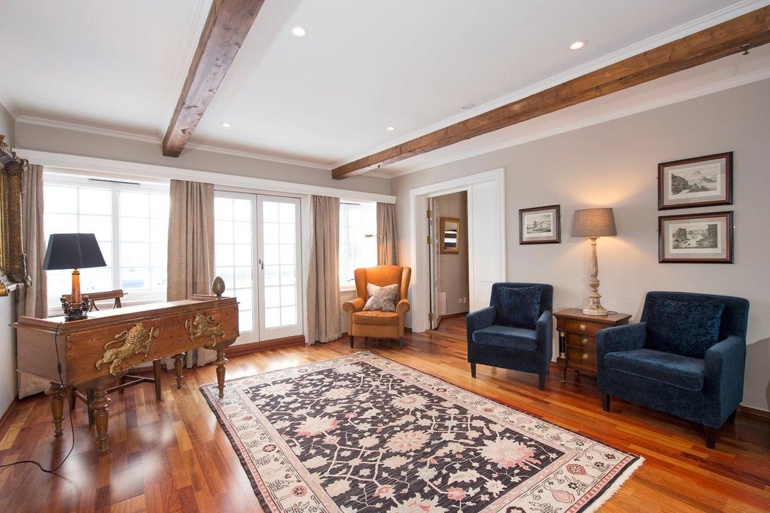 Suite – Dr. Holms Hotel