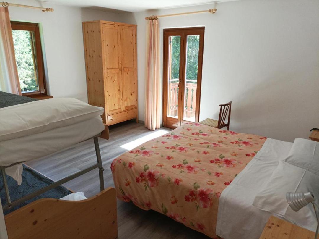 Familjerum max 4 pers. – Villa Emma (Alba)