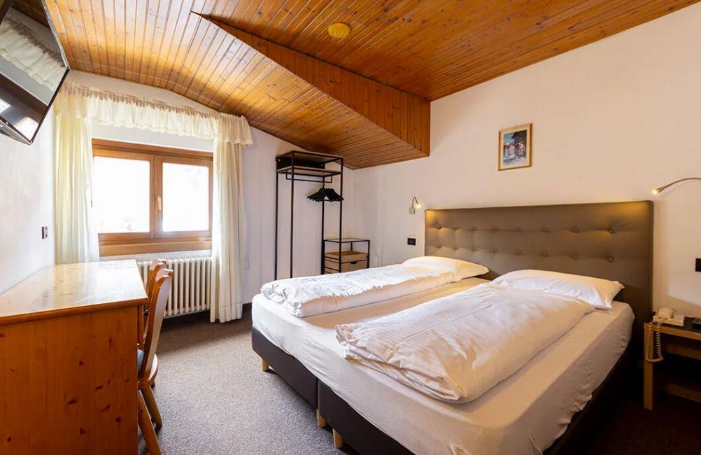 Standard Dubbelrum – Hotel Oswald (Canazei)
