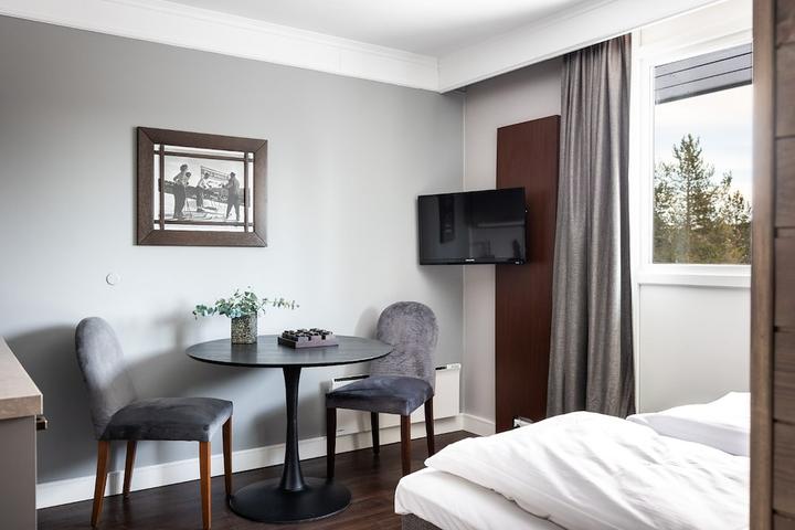 Studiolejlighed m balkon max 2 pers. – Bardøla Fjelltun (1/3)
