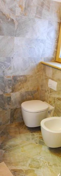 2-værelses deluxe lejlighed med balkon – Baita Cusini