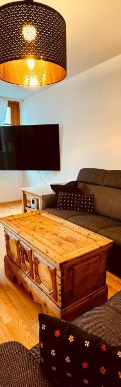 4-værelses lejlighed med balkon – PREMIUM SKI IN/OUT – STEINADLER
