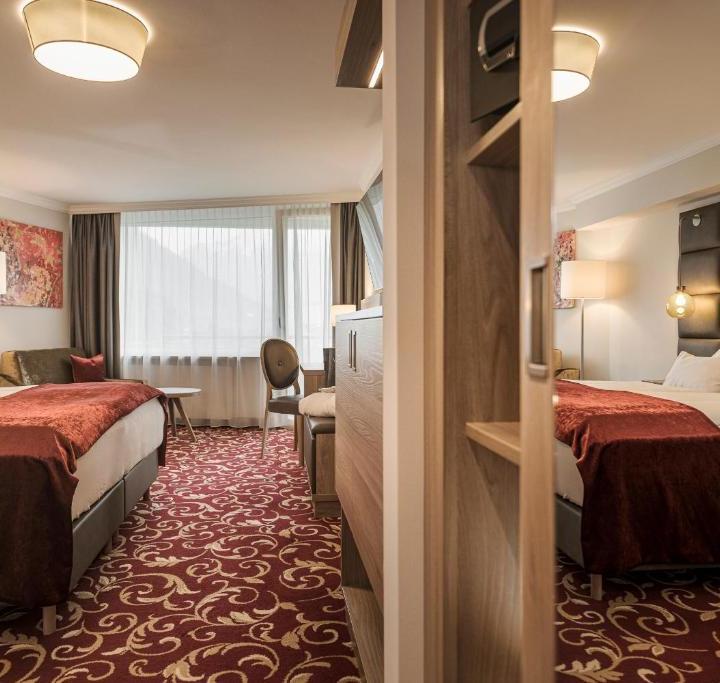Dobbeltværelse m balkon max 3 pers. – Hotel Norica Therme