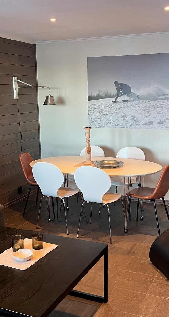 Hemsedal Skisenter – SKARSNUTEN 156 – 2 soveværelser, 5 senge, 46m2 – Skarsnuten