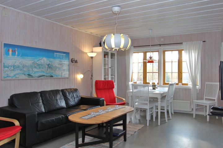 Duved – Fjällporten 9B – 2 soveværelser, 5 senge, 42m2 – Fjällporten (1/8)