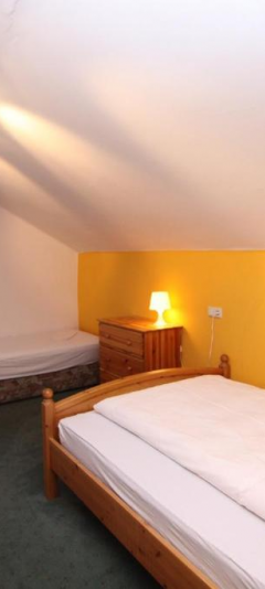 4-sengsværelse m balkon max 4 pers. – Pension Reiterhaus