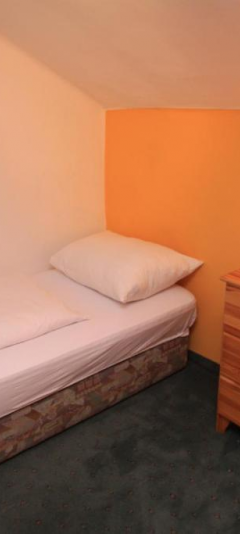 4-sengsværelse m balkon max 4 pers. – Pension Reiterhaus