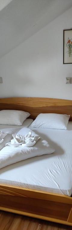 4-sengsværelse m balkon max 4 pers. – Pension Reiterhaus