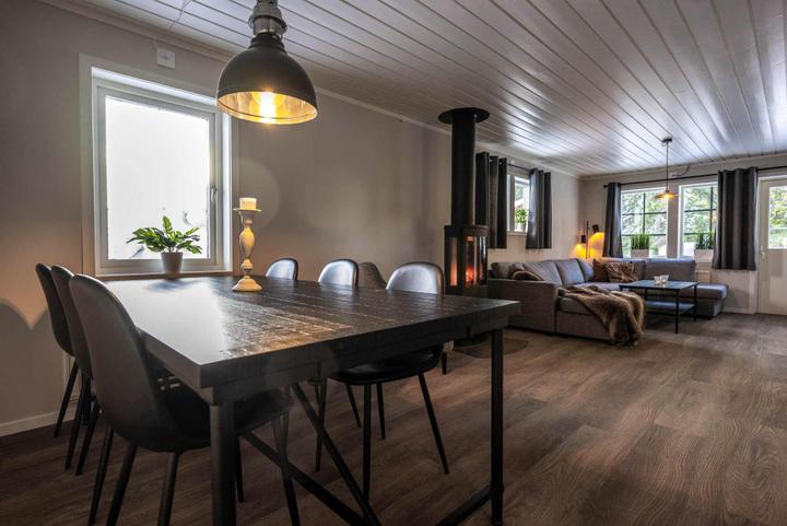 Lindvallen – RÖDA BYN 212 – 2 soveværelser, 8 senge, 56m2 – Röda byn (1/13)