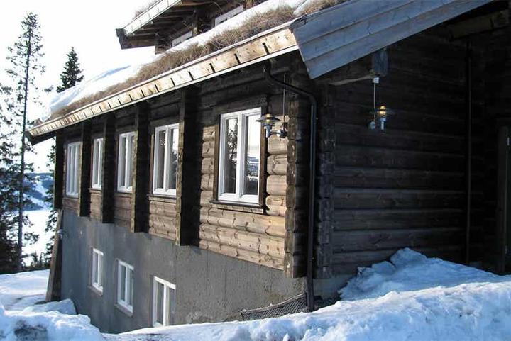 Björnen – Björnenvägen 24:2 – 3 soveværelser, 8 senge, 100m2 – Björnenvägen (1/20)