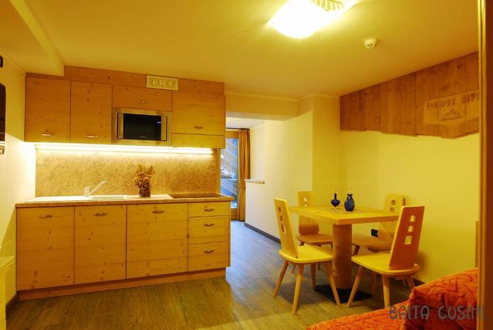2-værelses lejlighed med balkon – Baita Cusini (1/4)