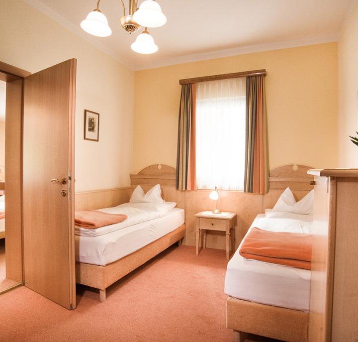 Familieværelse max 4 pers. – Kur- und Sporthotel Alpenblick