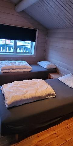 6-værelses lejlighed til 13 personer – Øen Turistsenter