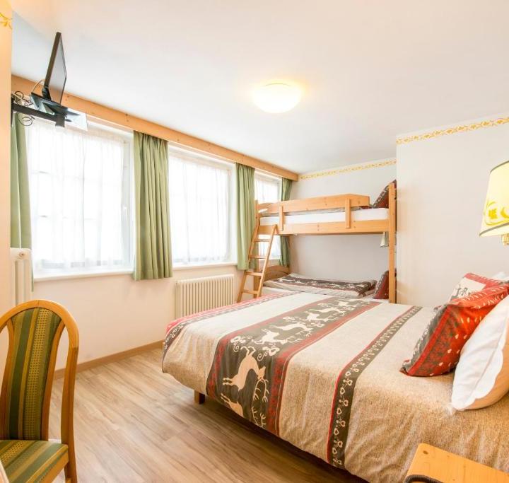 Comfort 4-sengsværelse – Hotel Villa Rosella (Alba)