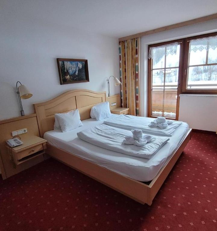 Dobbeltværelse max 2 pers. – Hotel Alpenhof