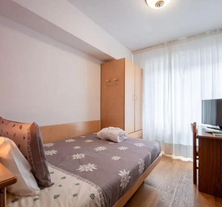 Simpelt dobbeltværelse – Family Hotel Il Caminetto