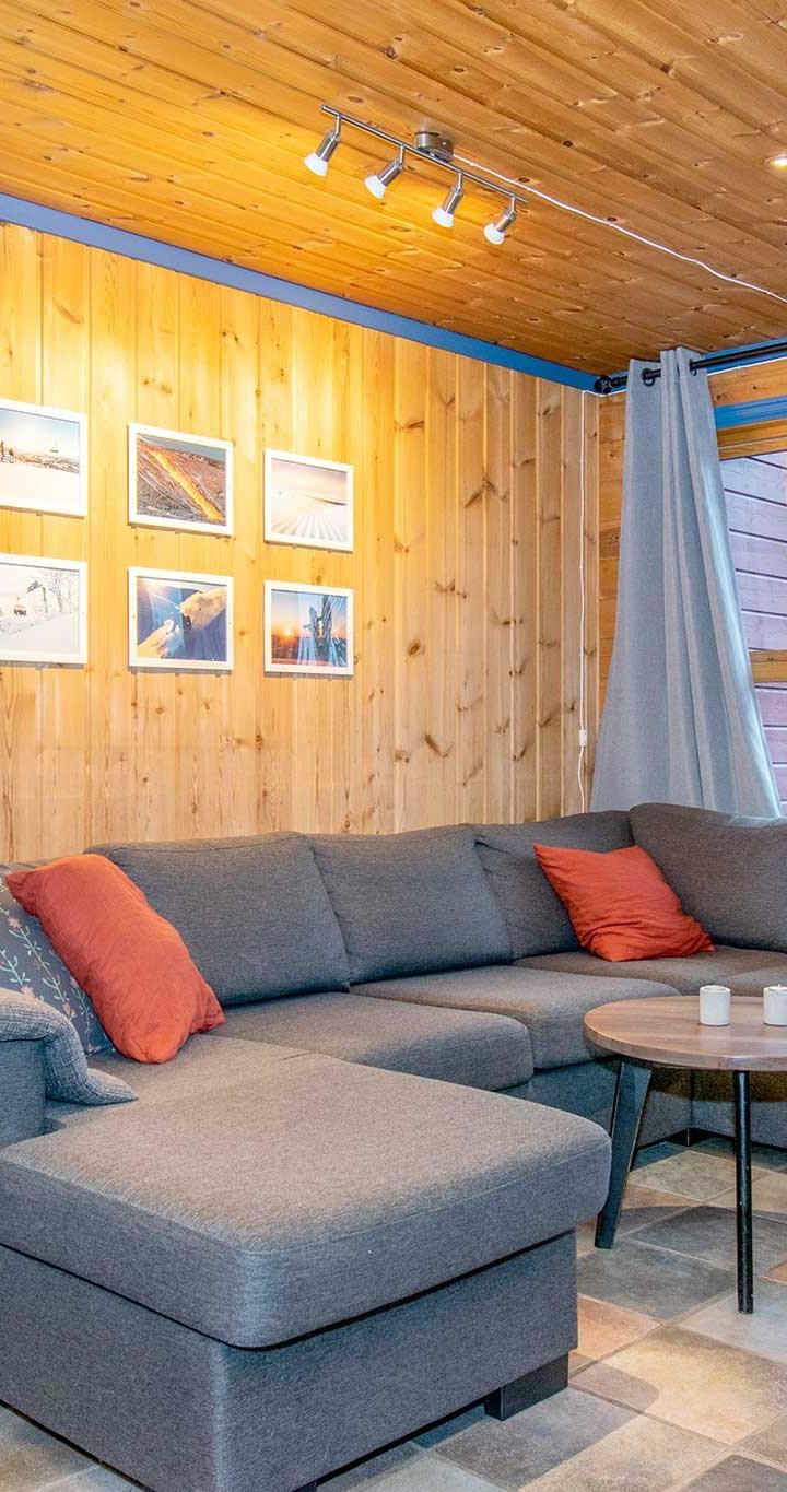 Turistsenteret - Bakkebygrenda 1B - 5 soveværelser, 16 senge, 132m2 – Bakkebygrenda