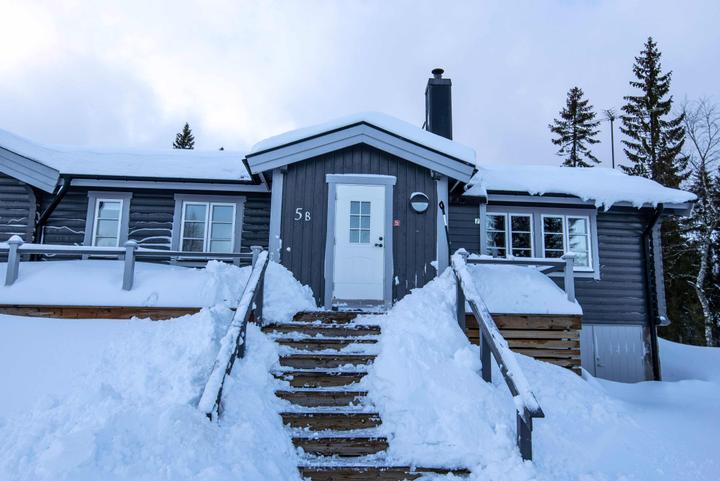 Lindvallen – ÄLVRINGSVÄGEN 5 B – 3 soveværelser, 6 senge, 60m2 – Gubbmyren (1/19)
