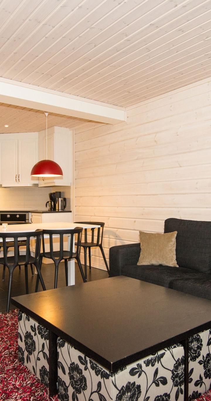Lindvallen – FJÄLLHEMSVÄGEN 22 C – 3 soveværelser, 8 senge, 76m2 – Falkens Radhus