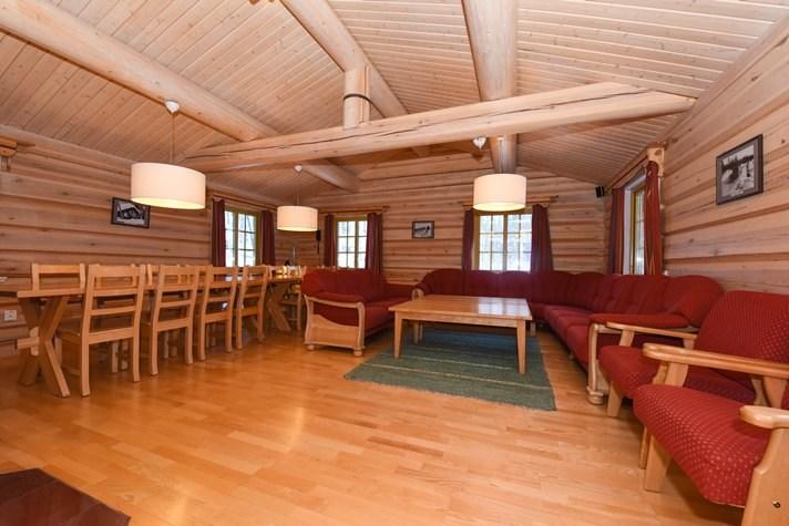 Lindvallen – TIMMERBYN TOP 1209 – 5 soveværelser, 14 senge, 162m2 – Timmerbyn Top