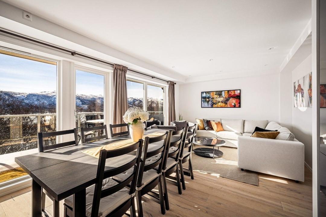 Gullstein Apartment 5 soveværelser og 2 badeværelser, 10 senge – Ustedalen Hotel og Resort