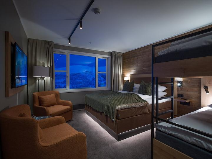 Familieværelse max 4 pers. – Skarsnuten Hotel (1/3)