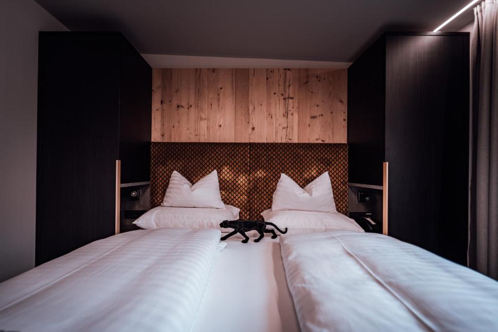 Dubbelrum max 2 pers. – Hotell Panther