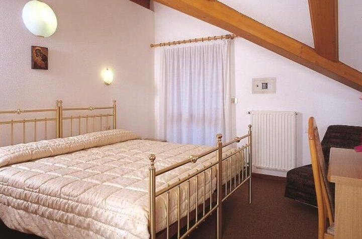 Dobbeltværelse max 2 pers. – Hotel Sella Ronda (Campitello)