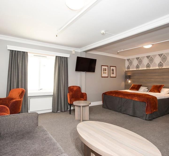 Familieværelse max 4 pers. – Dr. Holms Hotel