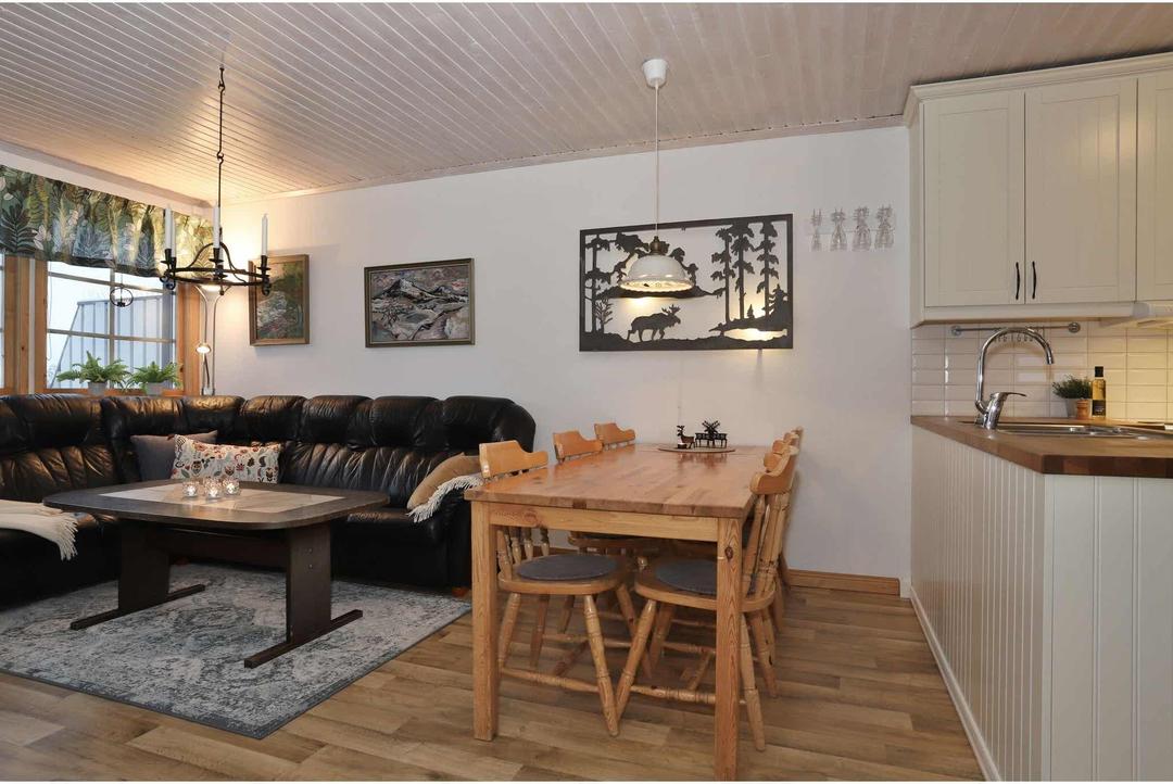 Björnen – Övre Hermelinen 10B – 3 soveværelser, 6 senge, 54m2 – Övre Hermelinen