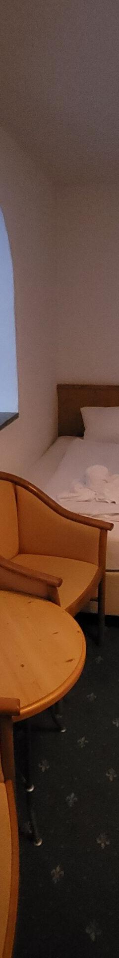 Familieværelse m bjergudsigt max 4 pers. – Hotel Alpenhof